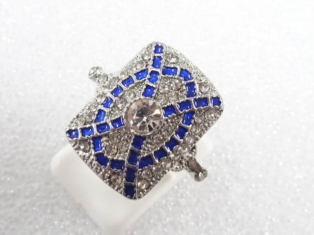 JAPANESE KIMONO / ANTIQUE CRYSTAL RING (SIZE 12)